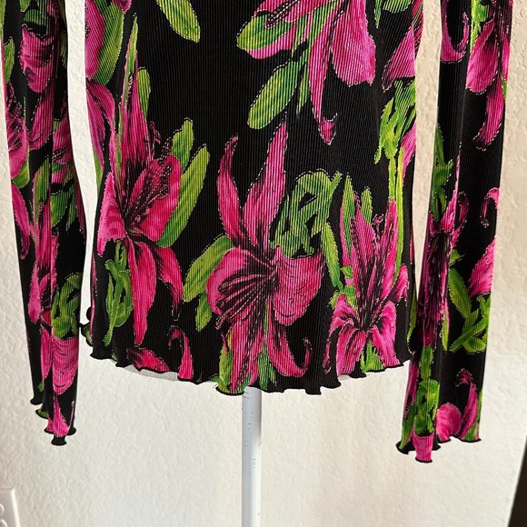 Colorful Floral Top - Large - Picture 3 of 7